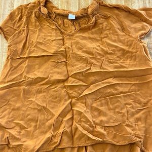 Old navy blouse